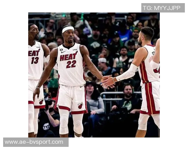 热火阵容虽显杂乱但后程发力能力强季后赛前景乐观 热火阵容虽显杂乱但后程发力能力强季后赛前景乐观