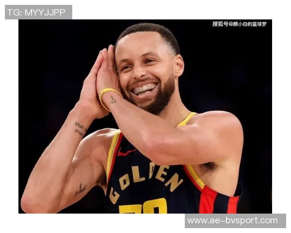 马克西开季火力全开六场狂砍200分并列历史最快追平库里三分纪录 马克西开季火力全开六场狂砍200分并列历史最快追平库里三分纪录