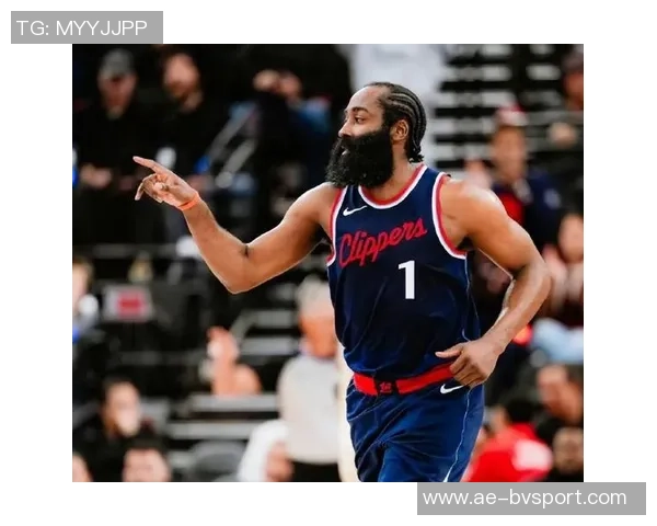 卢谈球队连胜:哈登与小卡的发挥至关重要我们正朝着正确的方向迈进 卢谈球队连胜:哈登与小卡的发挥至关重要我们正朝着正确的方向迈进