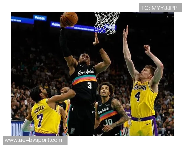 凯尔登约翰逊投篮命中率高达575值得更多关注与尊重