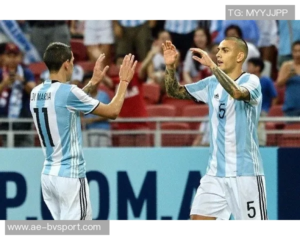 迪马利亚与帕雷德斯合作组建教练团队退役后志在执教罗萨里奥和博卡