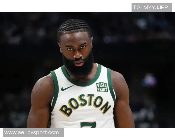 杰伦布朗谈塔图姆恢复情况期待他做出最佳选择助力球队发展